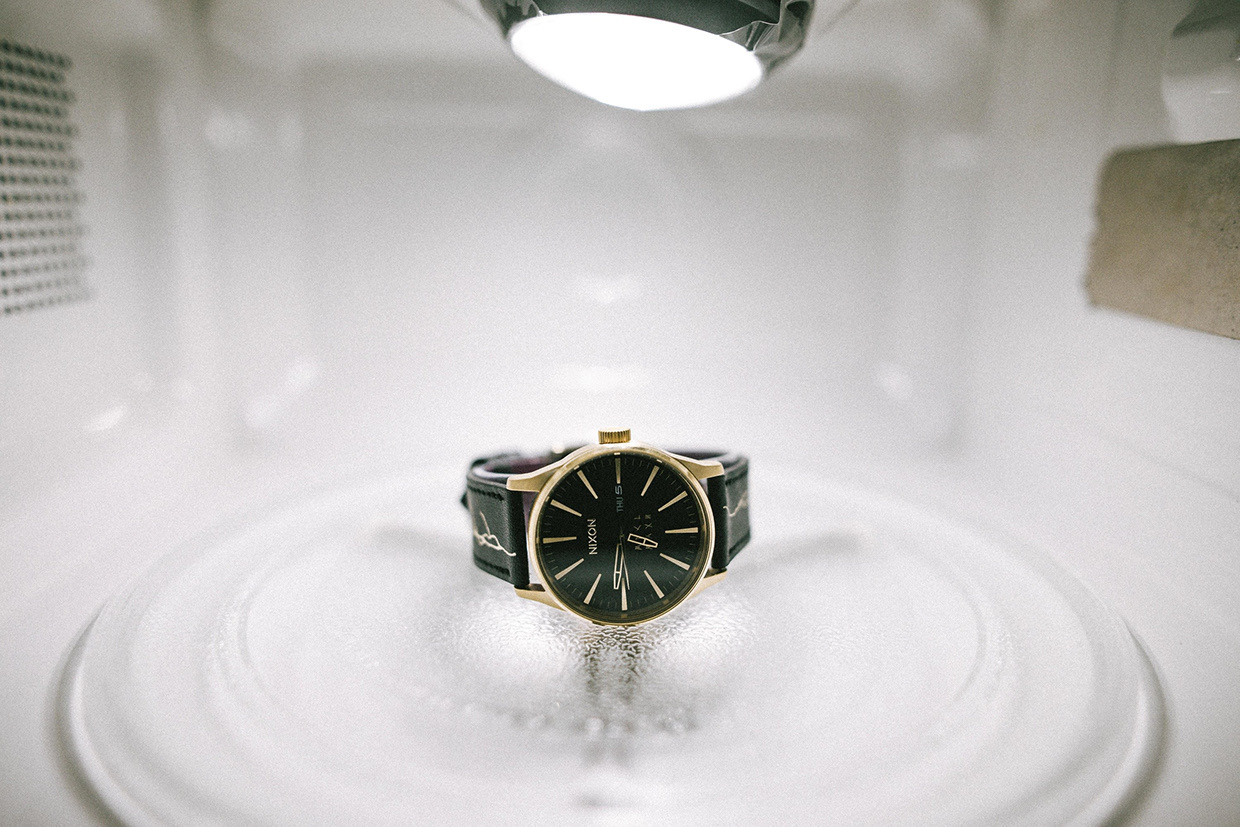 MDCL × Nixon — hodinky — 5