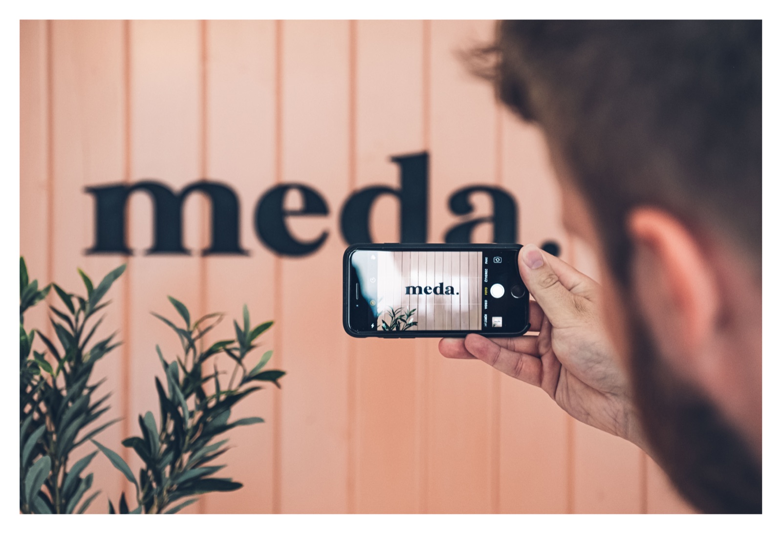 Meda — interiér salonu — 4